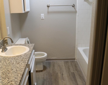11530 Ridge Run Drive - Photo Thumbnail 19