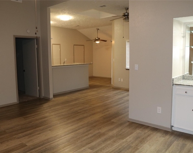 11530 Ridge Run Drive - Photo Thumbnail 12