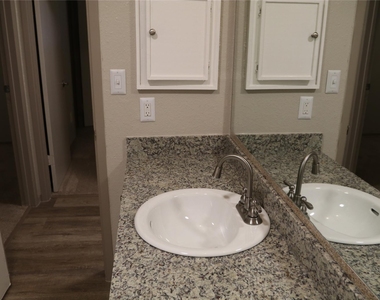 11530 Ridge Run Drive - Photo Thumbnail 21