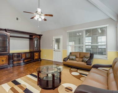 3430 Lilac Ranch Drive - Photo Thumbnail 5