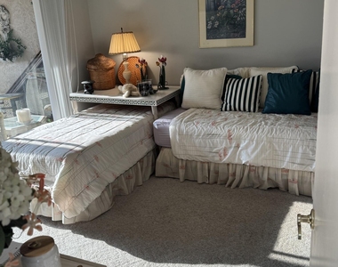 3124 Finsterwald Drive - Photo Thumbnail 12