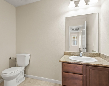 1223 Grassy View Drive - Photo Thumbnail 17