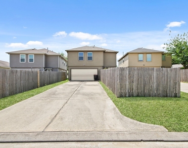 1223 Grassy View Drive - Photo Thumbnail 20