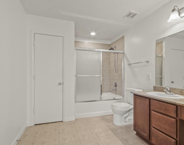 1223 Grassy View Drive - Photo Thumbnail 11