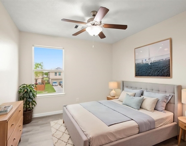 1223 Grassy View Drive - Photo Thumbnail 14