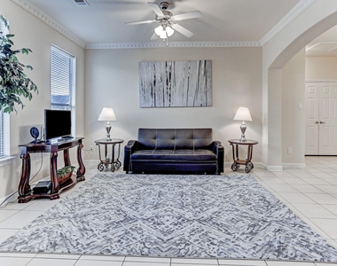 2088 Laverne Street - Photo Thumbnail 1