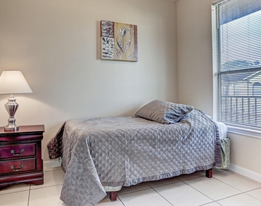 2088 Laverne Street - Photo Thumbnail 9