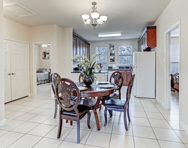 2088 Laverne Street - Photo Thumbnail 3