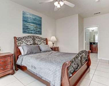 2088 Laverne Street - Photo Thumbnail 11