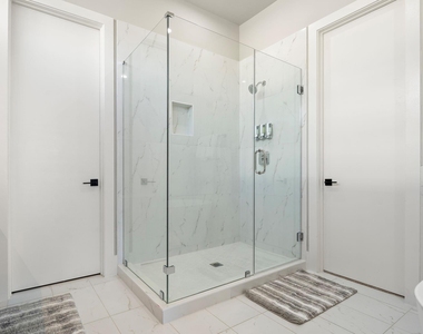 3515 Hutchins Street - Photo Thumbnail 20