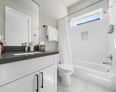 3515 Hutchins Street - Photo Thumbnail 25