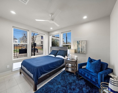 3515 Hutchins Street - Photo Thumbnail 27
