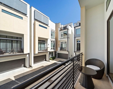 3515 Hutchins Street - Photo Thumbnail 32
