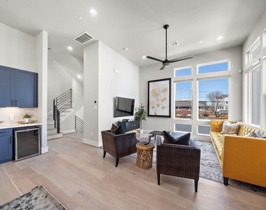 3515 Hutchins Street - Photo Thumbnail 5