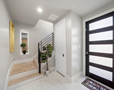 3515 Hutchins Street - Photo Thumbnail 1