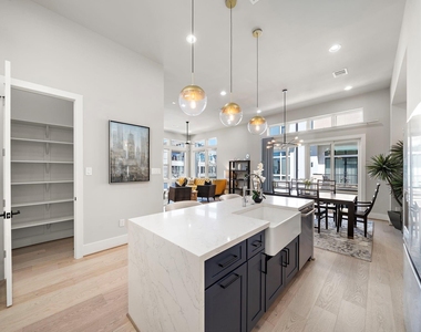 3515 Hutchins Street - Photo Thumbnail 14