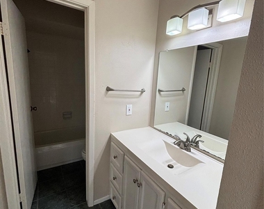 14515 Wunderlich Drive - Photo Thumbnail 27