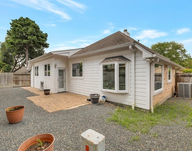 16115 Charter Rock Drive - Photo Thumbnail 14