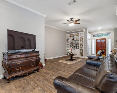 16115 Charter Rock Drive - Photo Thumbnail 6