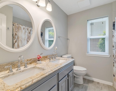 16115 Charter Rock Drive - Photo Thumbnail 13