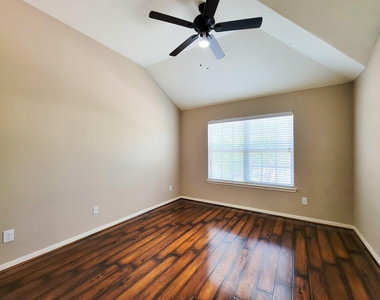 20931 Flower Croft Court - Photo Thumbnail 9