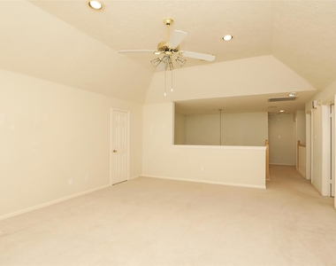 7502 Holly Court Estates - Photo Thumbnail 29