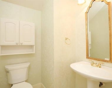 7502 Holly Court Estates - Photo Thumbnail 21