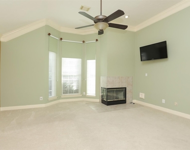 7502 Holly Court Estates - Photo Thumbnail 22