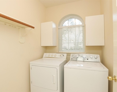 7502 Holly Court Estates - Photo Thumbnail 20