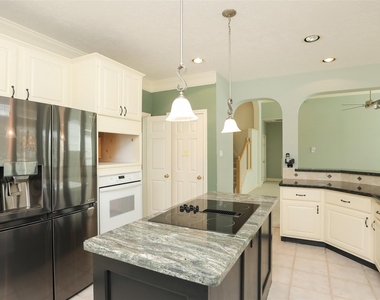 7502 Holly Court Estates - Photo Thumbnail 18