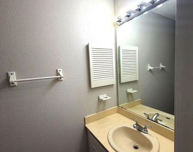 5817 W Tidwell Road - Photo Thumbnail 22