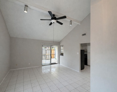 5817 W Tidwell Road - Photo Thumbnail 4