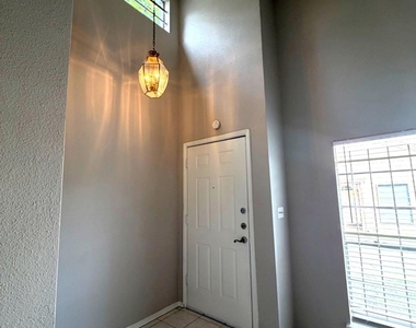5817 W Tidwell Road - Photo Thumbnail 8