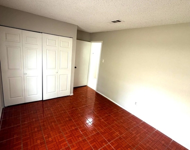 5817 W Tidwell Road - Photo Thumbnail 18
