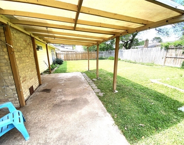 22522 Smokey Hill Drive - Photo Thumbnail 13