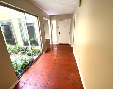 22522 Smokey Hill Drive - Photo Thumbnail 2