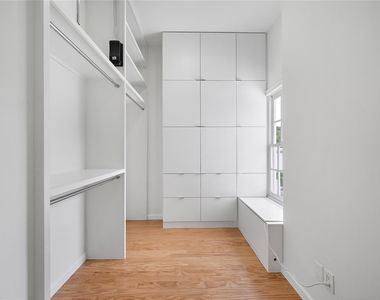 2437 North Boulevard - Photo Thumbnail 20