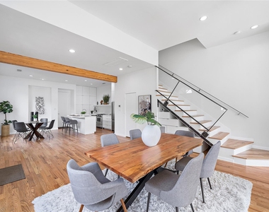 2437 North Boulevard - Photo Thumbnail 9