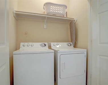 2078 Laverne Street - Photo Thumbnail 14