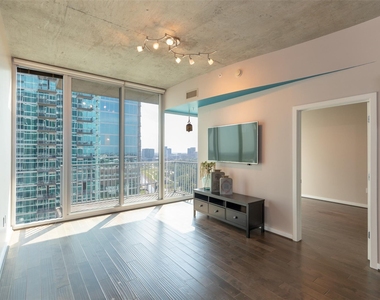 5925 Almeda Road - Photo Thumbnail 6