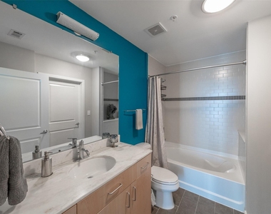 5925 Almeda Road - Photo Thumbnail 28