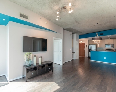 5925 Almeda Road - Photo Thumbnail 8