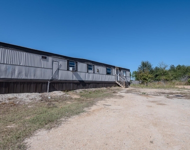 125 Road 5814 - Photo Thumbnail 12