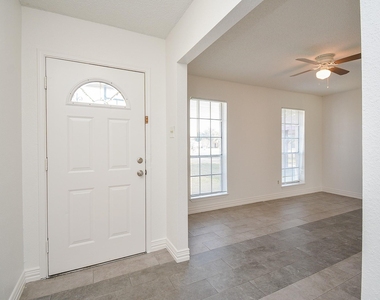 4906 E Orem Drive - Photo Thumbnail 1
