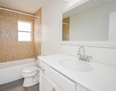 4906 E Orem Drive - Photo Thumbnail 6