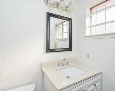 4906 E Orem Drive - Photo Thumbnail 9