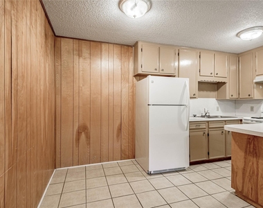 120 Mcadams Lane - Photo Thumbnail 6