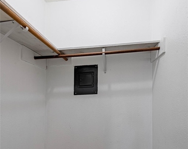 120 Mcadams Lane - Photo Thumbnail 14