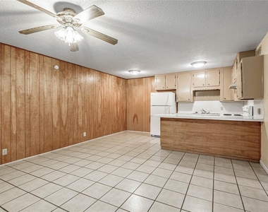120 Mcadams Lane - Photo Thumbnail 4