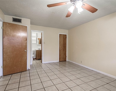 120 Mcadams Lane - Photo Thumbnail 11